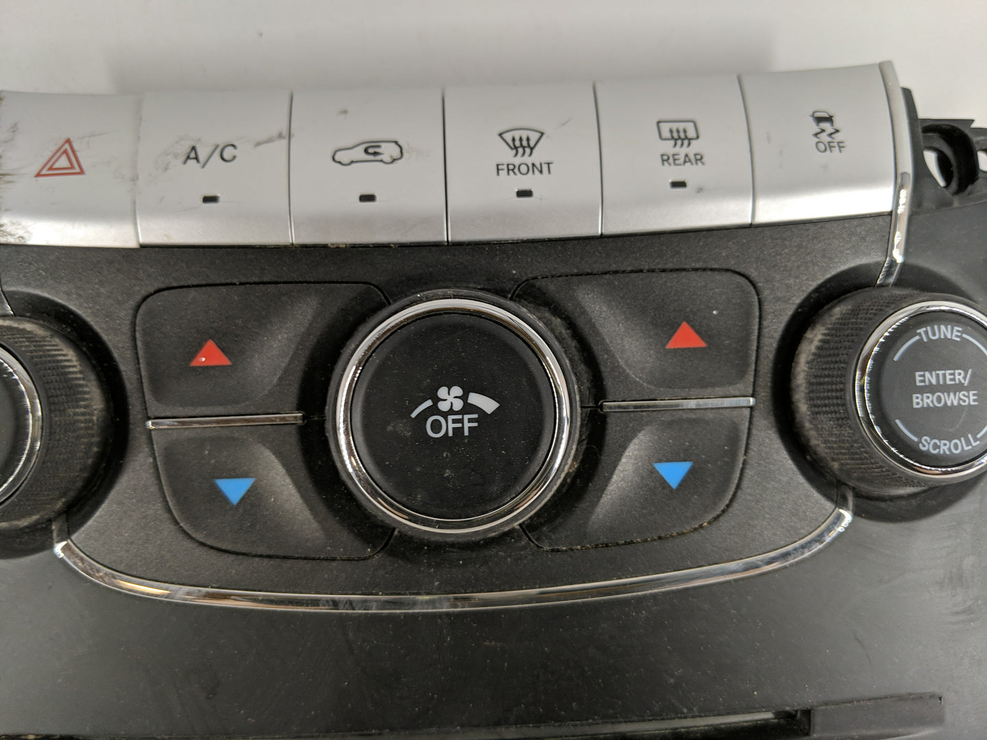 2018-2020 Dodge Journey Climate Control Module Temperature AC/Heater Replacement P/N:6M9751X9AA Fits Fits 2018 2019 2020 OEM