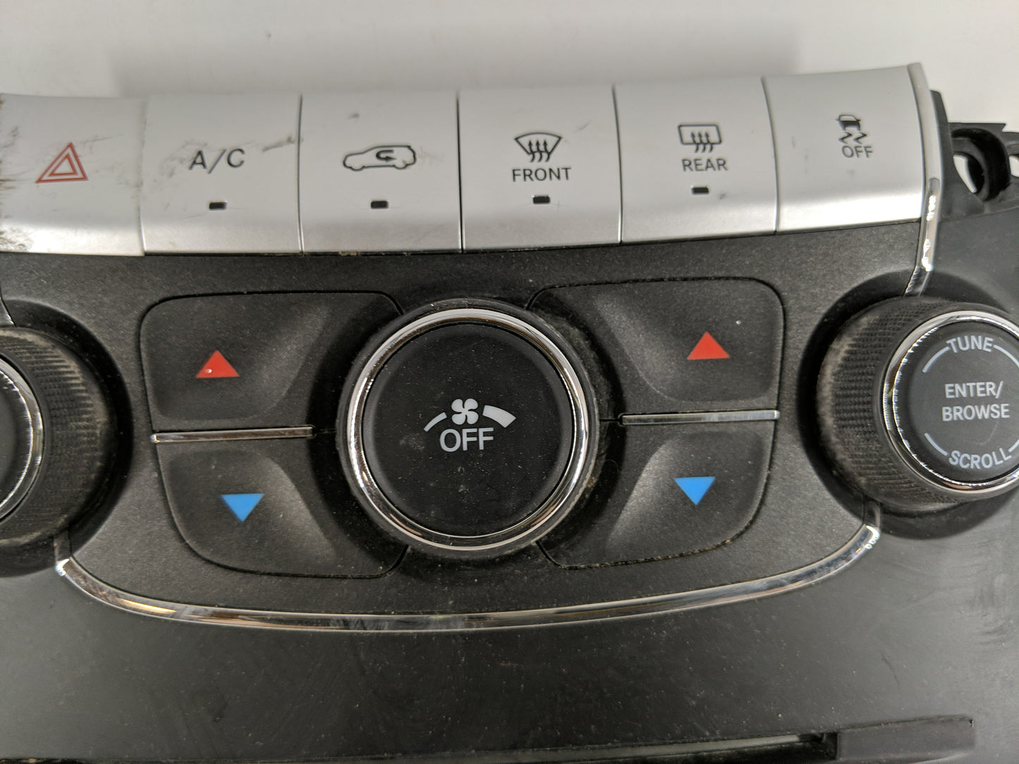 2018-2020 Dodge Journey Climate Control Module Temperature AC/Heater Replacement P/N:6M9751X9AA Fits Fits 2018 2019 2020 OEM