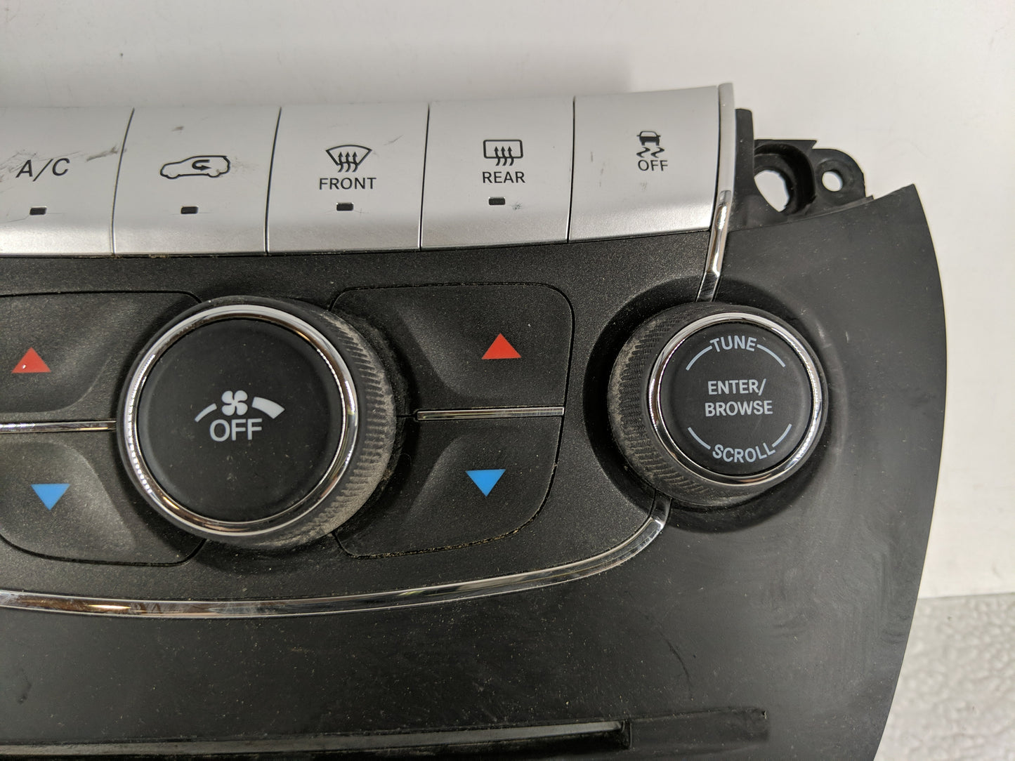 2018-2020 Dodge Journey Climate Control Module Temperature AC/Heater Replacement P/N:6M9751X9AA Fits Fits 2018 2019 2020 OEM