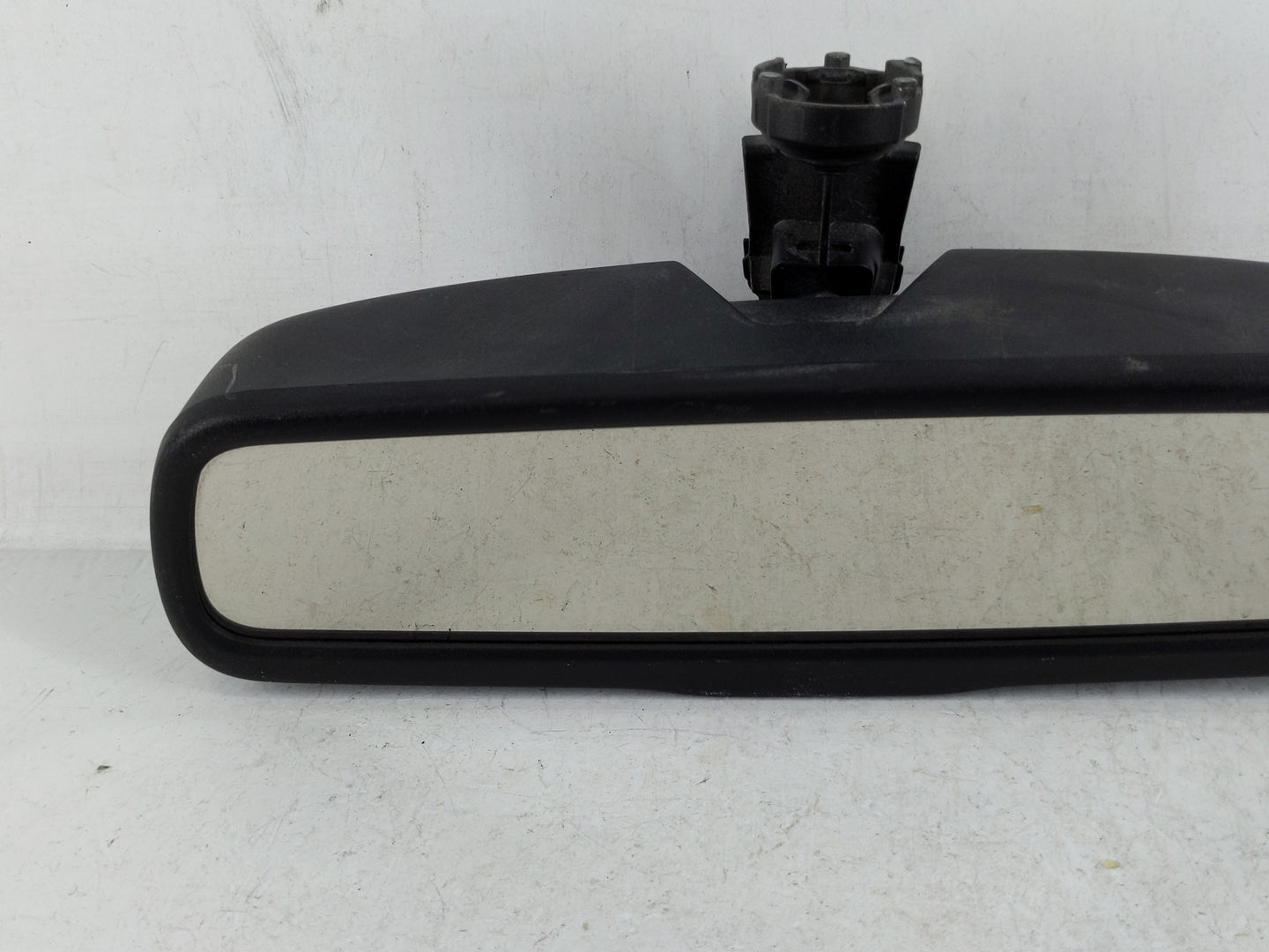 2018 Dodge Journey Interior Rear View Mirror Replacement OEM P/N:68104884AE Fits OEM Used Auto Parts - Oemusedautoparts1.com