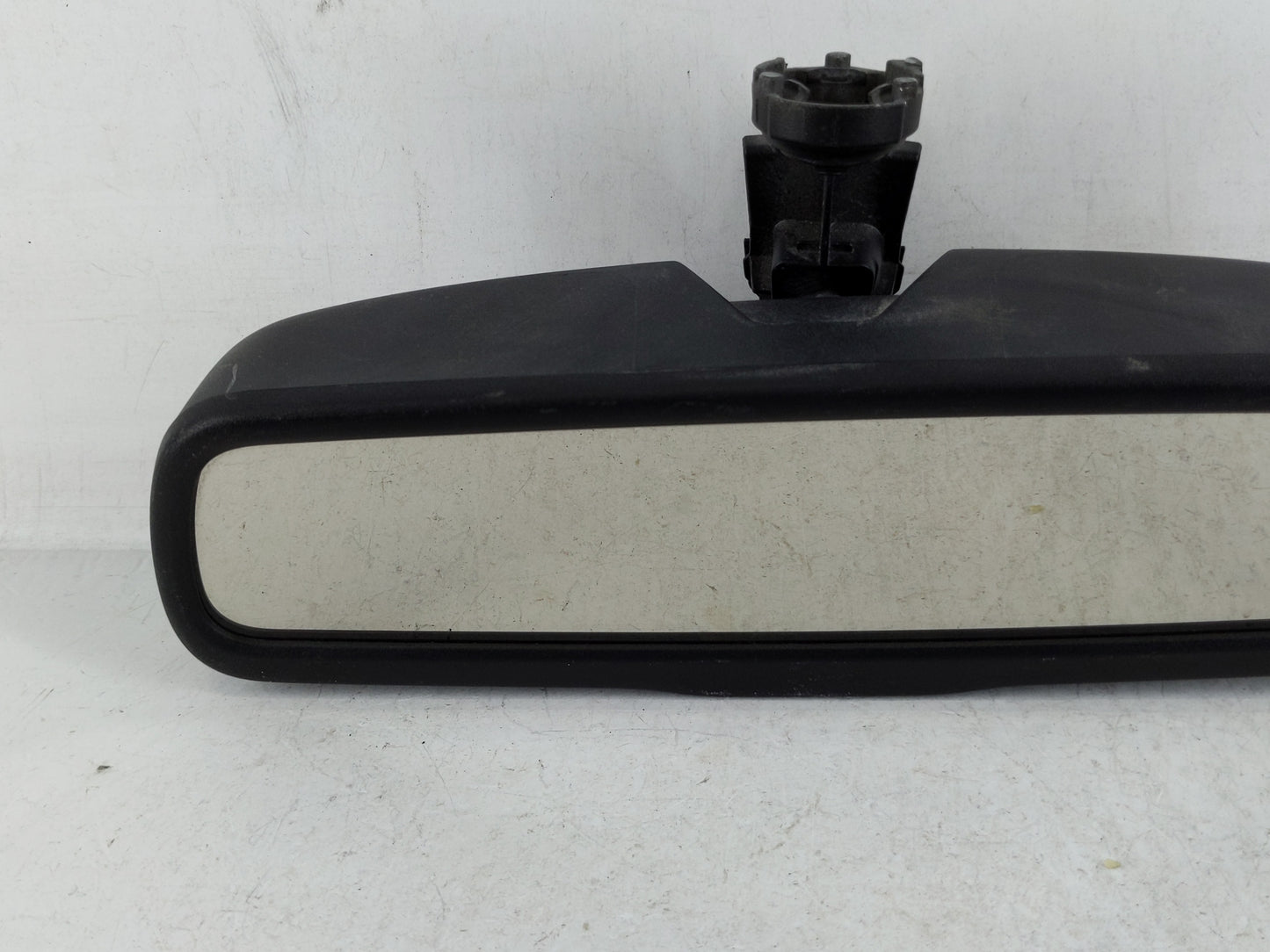 2018 Dodge Journey Interior Rear View Mirror Replacement OEM P/N:68104884AE Fits OEM Used Auto Parts - Oemusedautoparts1.com