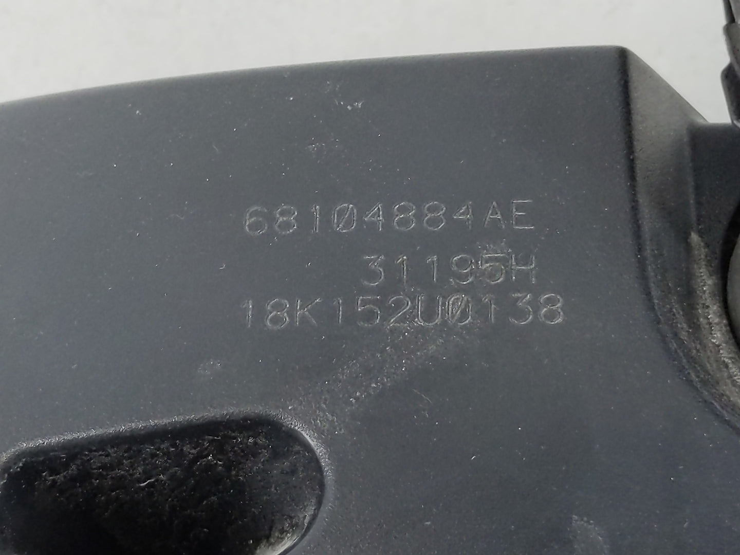 2018 Dodge Journey Interior Rear View Mirror Replacement OEM P/N:68104884AE Fits OEM Used Auto Parts - Oemusedautoparts1.com