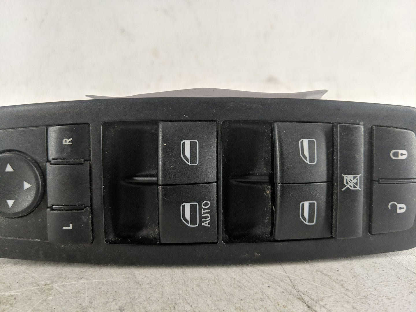 2018-2020 Dodge Journey Master Power Window Switch Replacement Driver Side Left P/N:68307001AC Fits Fits 2018 2019 2020 OEM 