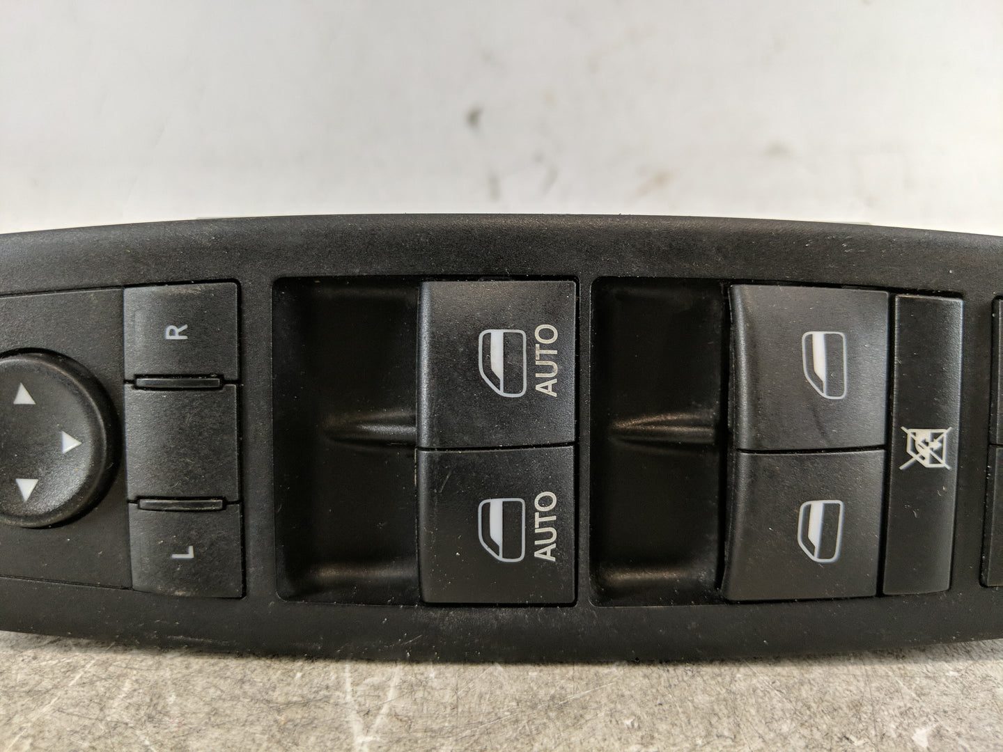 2011-2019 Dodge Journey Master Power Window Switch Replacement Driver Side Left P/N:68139805AD Fits OEM Used Auto Parts - Oe