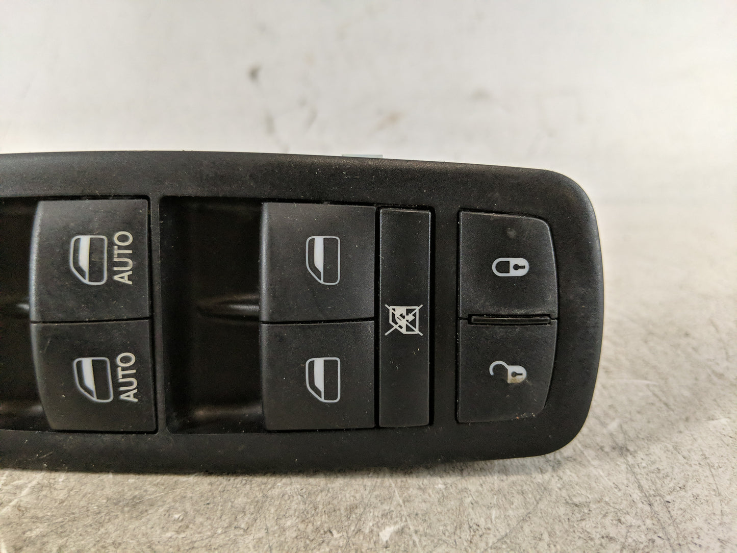 2011-2019 Dodge Journey Master Power Window Switch Replacement Driver Side Left P/N:68139805AD Fits OEM Used Auto Parts - Oe
