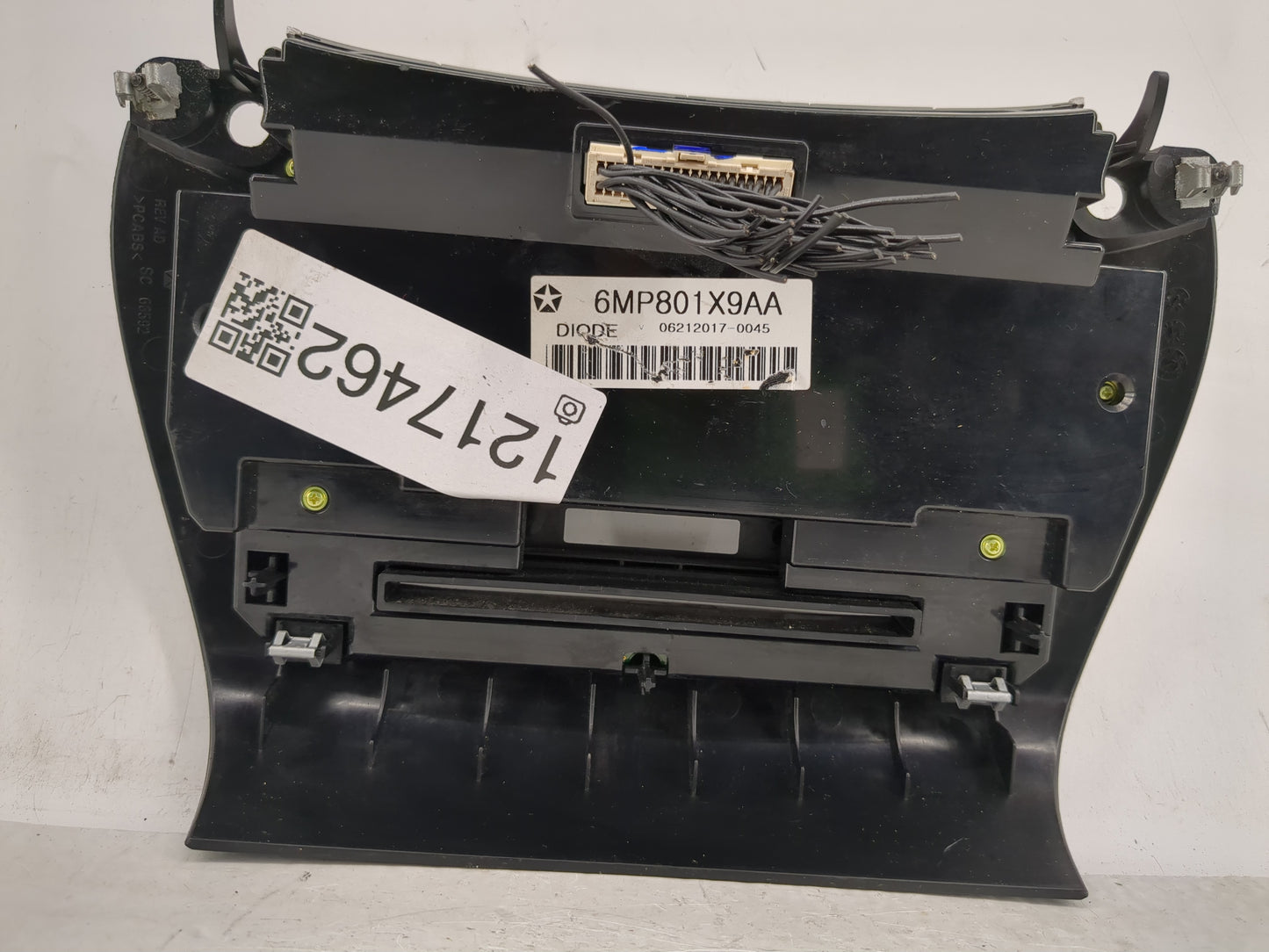 2018-2020 Dodge Journey Climate Control Module Temperature AC/Heater Replacement P/N:6MP801X9AA Fits Fits 2018 2019 2020 OEM