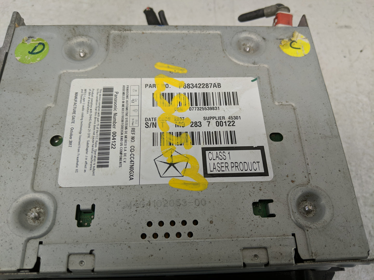 2018-2020 Dodge Journey Radio AM FM Cd Player Receiver Replacement P/N:P68342287AB Fits Fits 2018 2019 2020 OEM Used Auto Pa