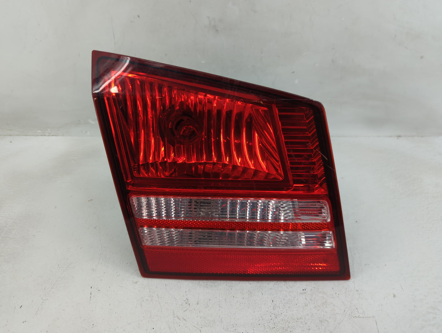 2018 Dodge Journey Tail Light Assembly Driver Left OEM P/N:04806369AF Fits OEM Used Auto Parts - Oemusedautoparts1.com