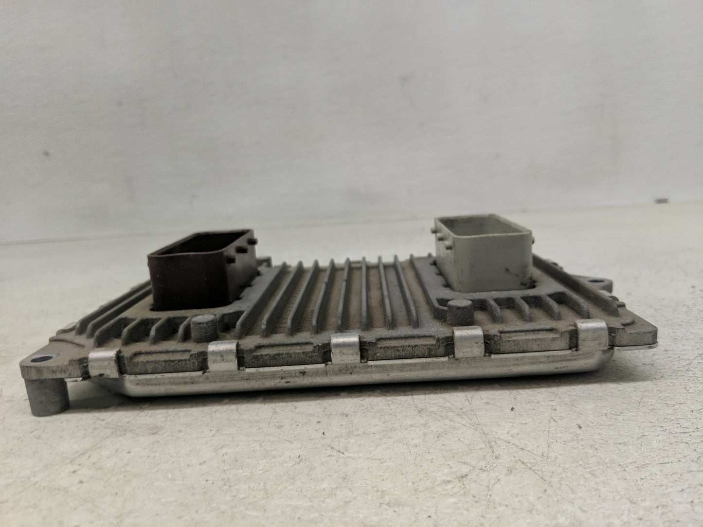 2016-2020 Dodge Journey PCM Engine Control Computer ECU ECM PCU OEM P/N:P68352951AC P68259127AB Fits Fits 2016 2017 2018 201