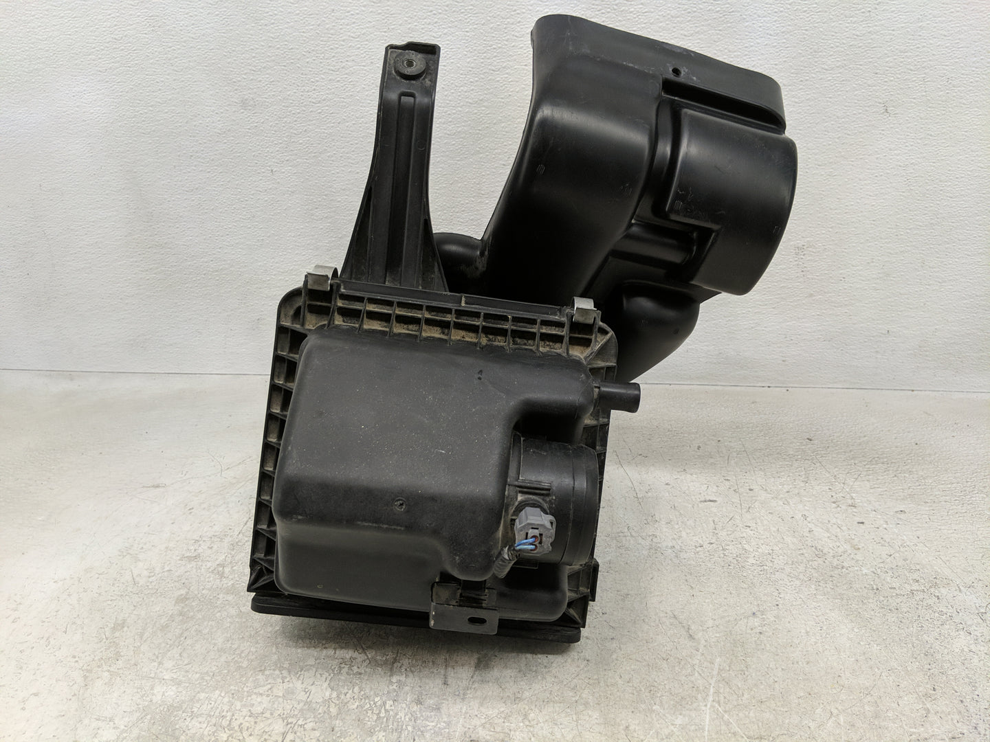 2009-2020 Dodge Journey Air Cleaner Intake-duct Hose Tube - Oemusedautoparts1.com