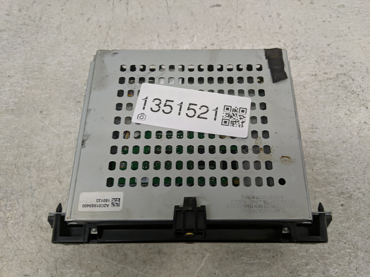 2018-2020 Dodge Journey Radio AM FM Cd Player Receiver Replacement P/N:P68209666AF Fits Fits 2018 2019 2020 OEM Used Auto Pa