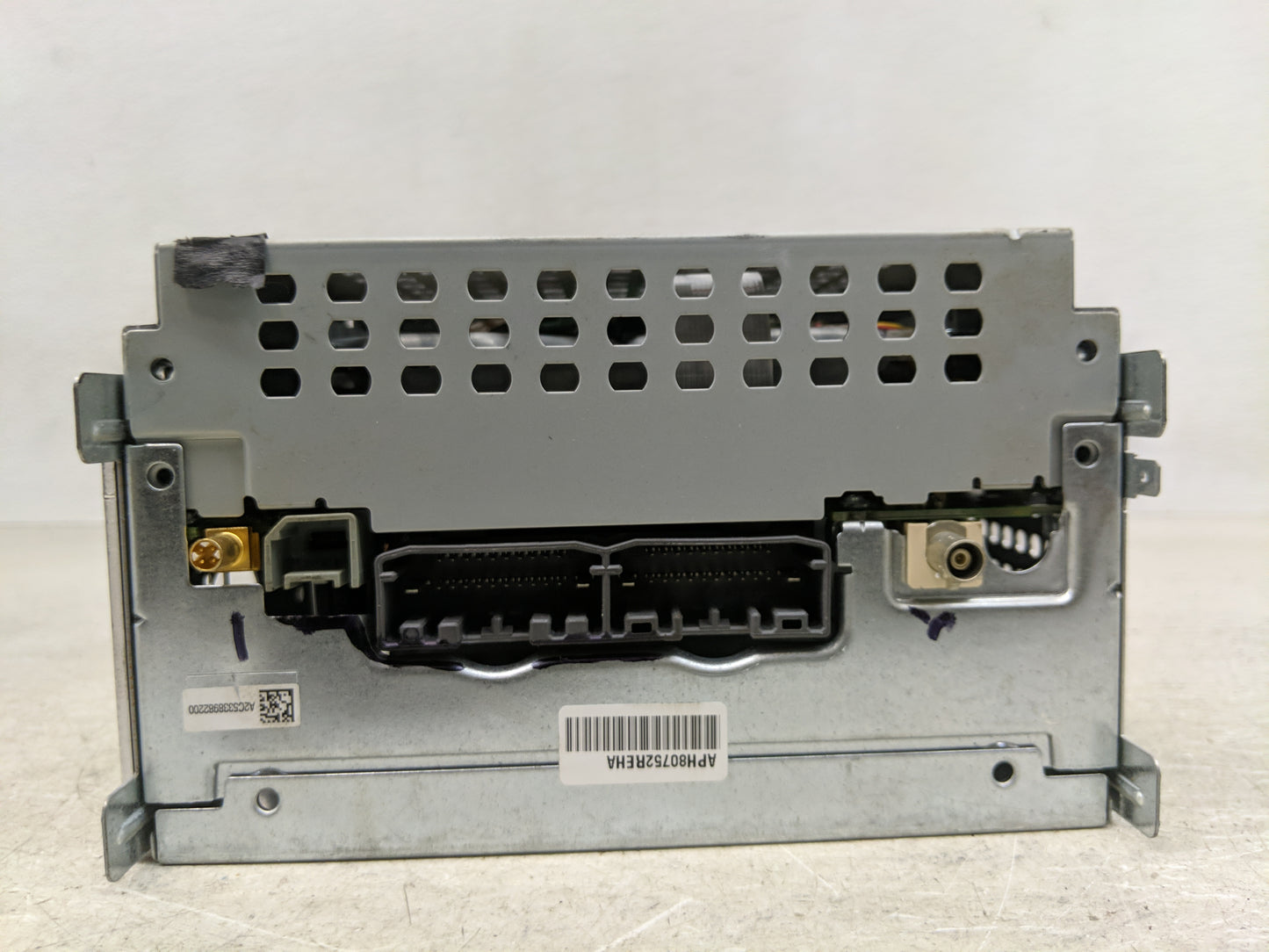 2018-2020 Dodge Journey Radio AM FM Cd Player Receiver Replacement P/N:P68209666AF Fits Fits 2018 2019 2020 OEM Used Auto Pa