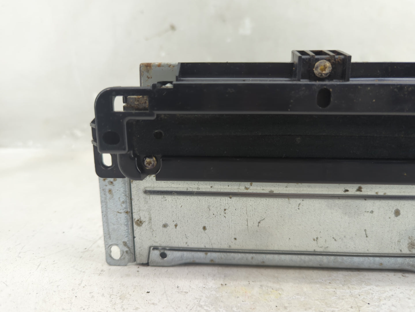 2018-2020 Dodge Journey Radio AM FM Cd Player Receiver Replacement P/N:P68209666AF Fits Fits 2018 2019 2020 OEM Used Auto Pa