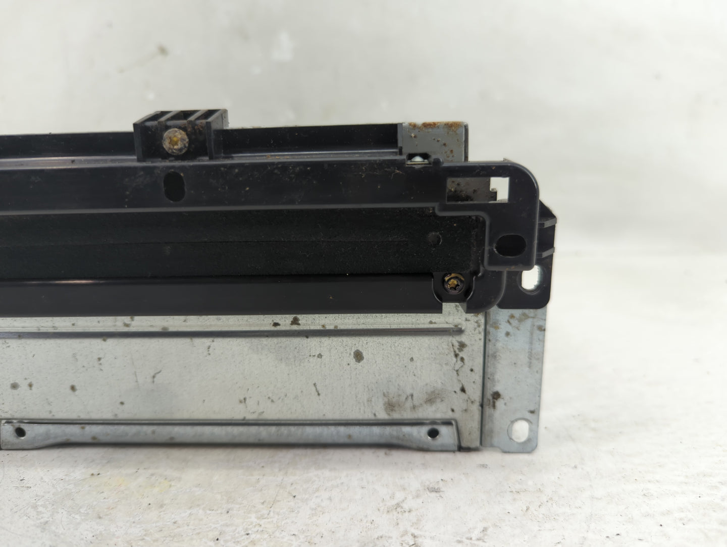 2018-2020 Dodge Journey Radio AM FM Cd Player Receiver Replacement P/N:P68209666AF Fits Fits 2018 2019 2020 OEM Used Auto Pa