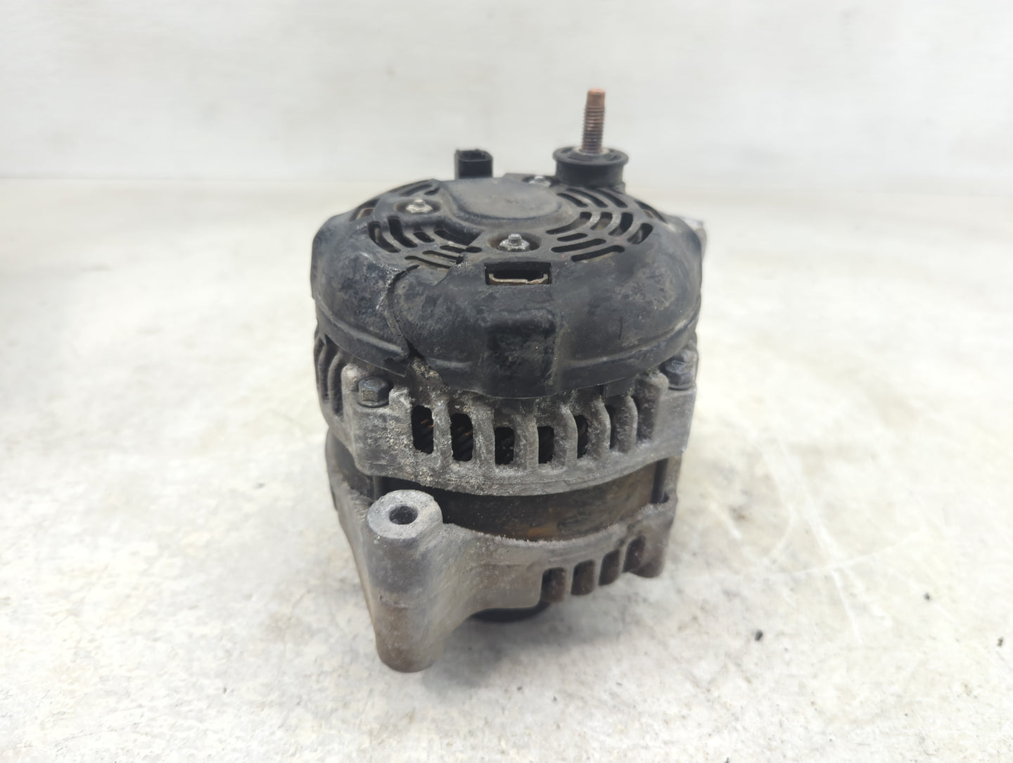2011-2019 Dodge Journey Alternator Replacement Generator Charging Assembly Engine OEM P/N:04801624AE Fits OEM Used Auto Part