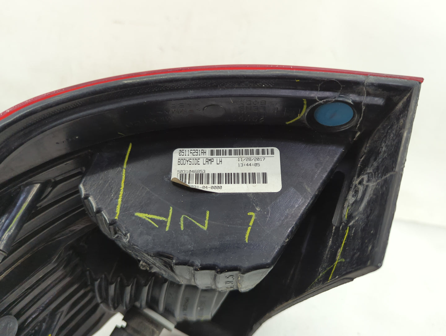 2018 Dodge Journey Tail Light Assembly Driver Left OEM P/N:05116291AH Fits OEM Used Auto Parts - Oemusedautoparts1.com