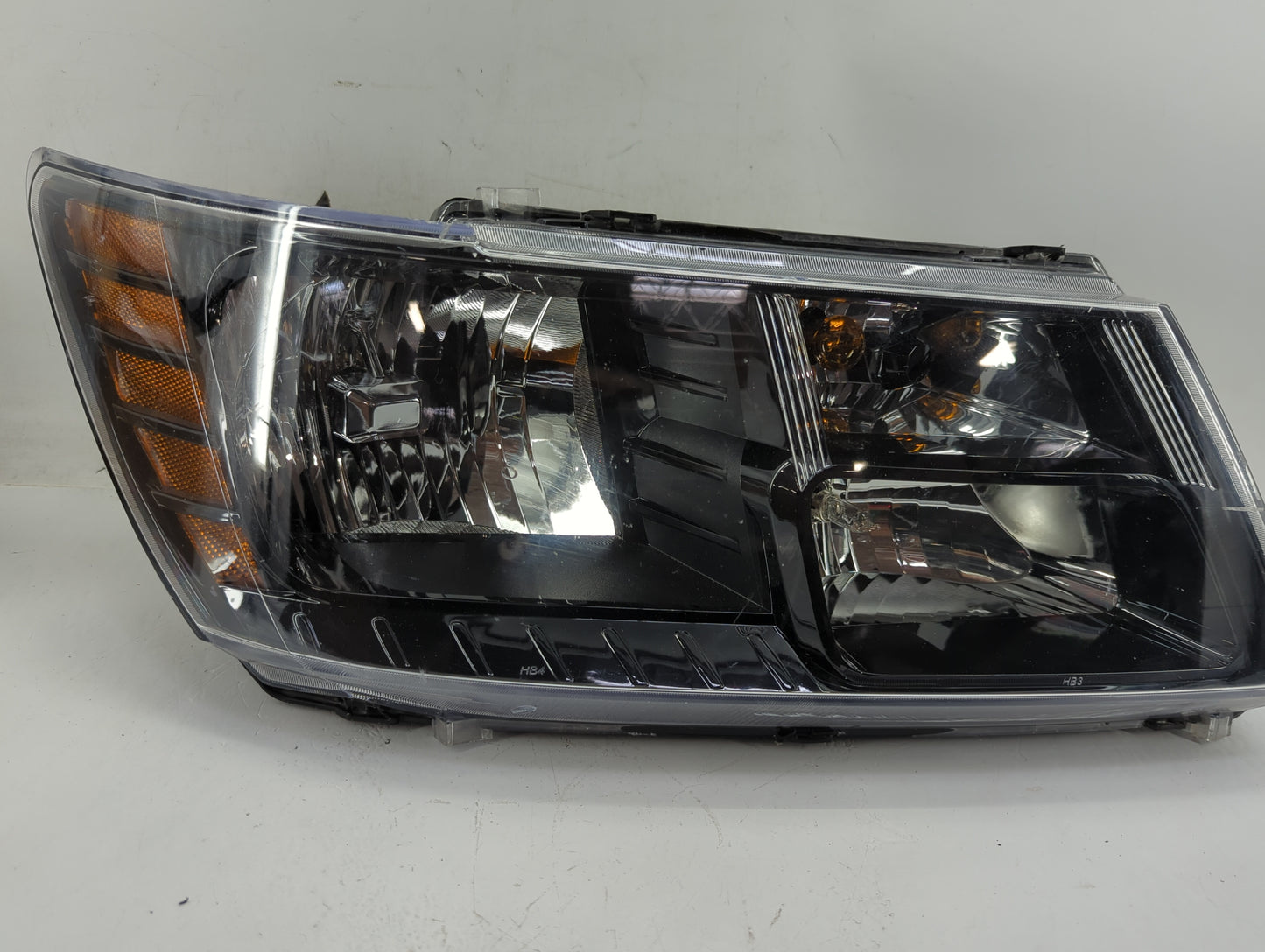 2014-2020 Dodge Journey Passenger Right Oem Head Light Headlight Lamp - Oemusedautoparts1.com