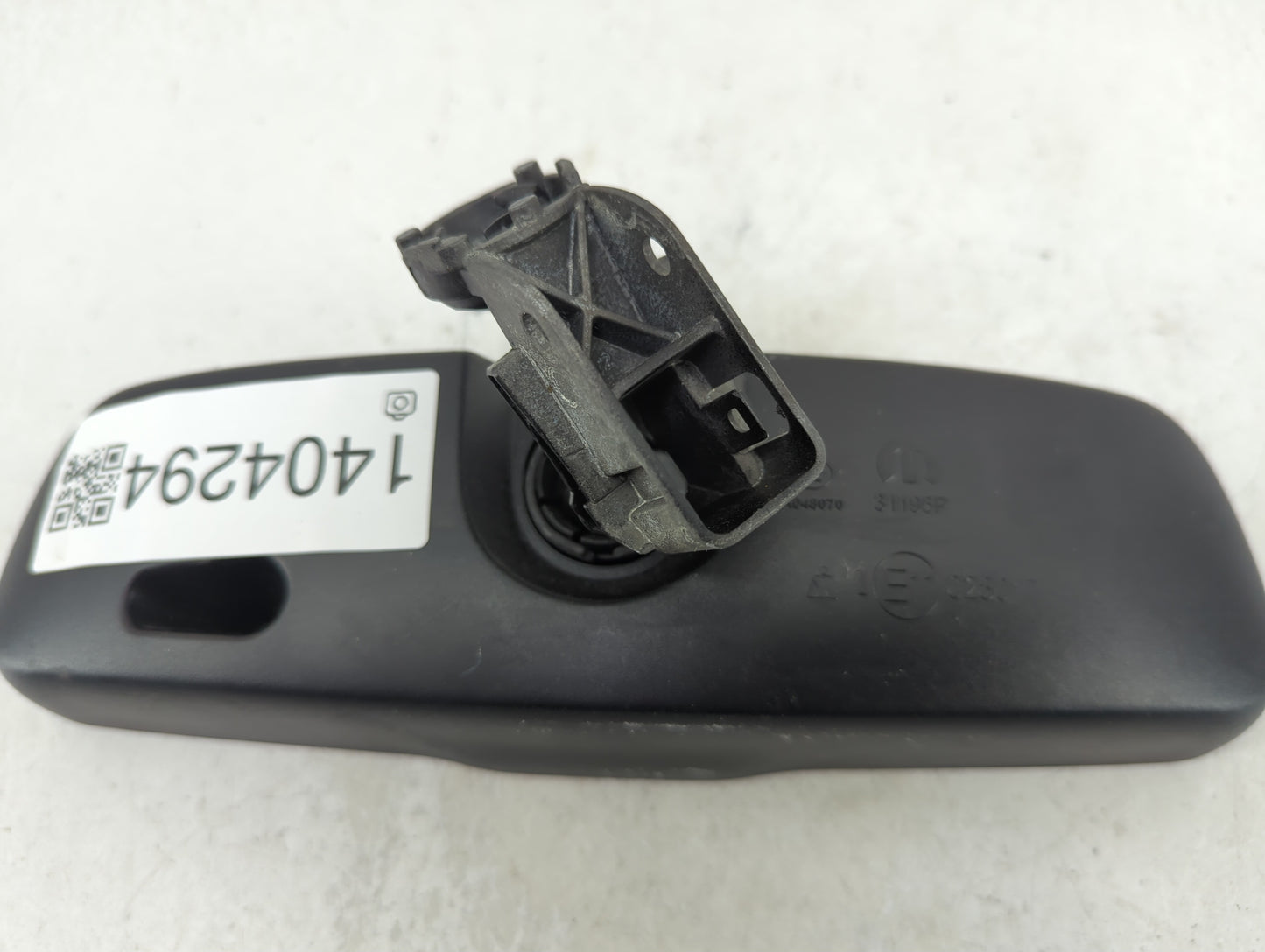 2018 Dodge Journey Interior Rear View Mirror Replacement OEM P/N:A048070 Fits OEM Used Auto Parts - Oemusedautoparts1.com
