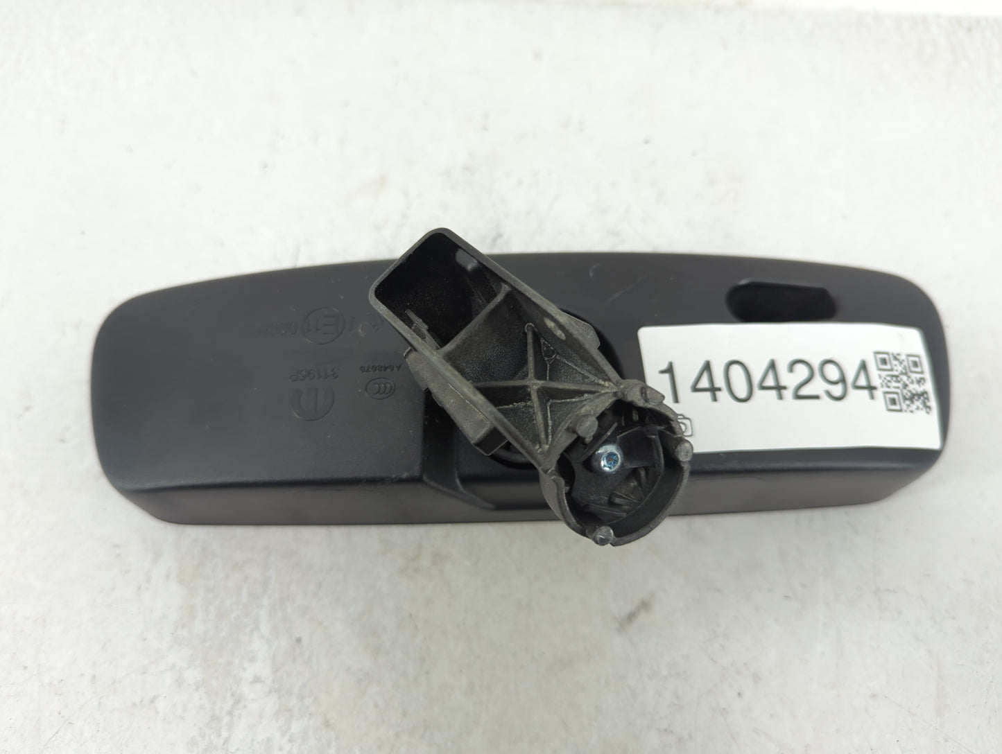 2018 Dodge Journey Interior Rear View Mirror Replacement OEM P/N:A048070 Fits OEM Used Auto Parts - Oemusedautoparts1.com