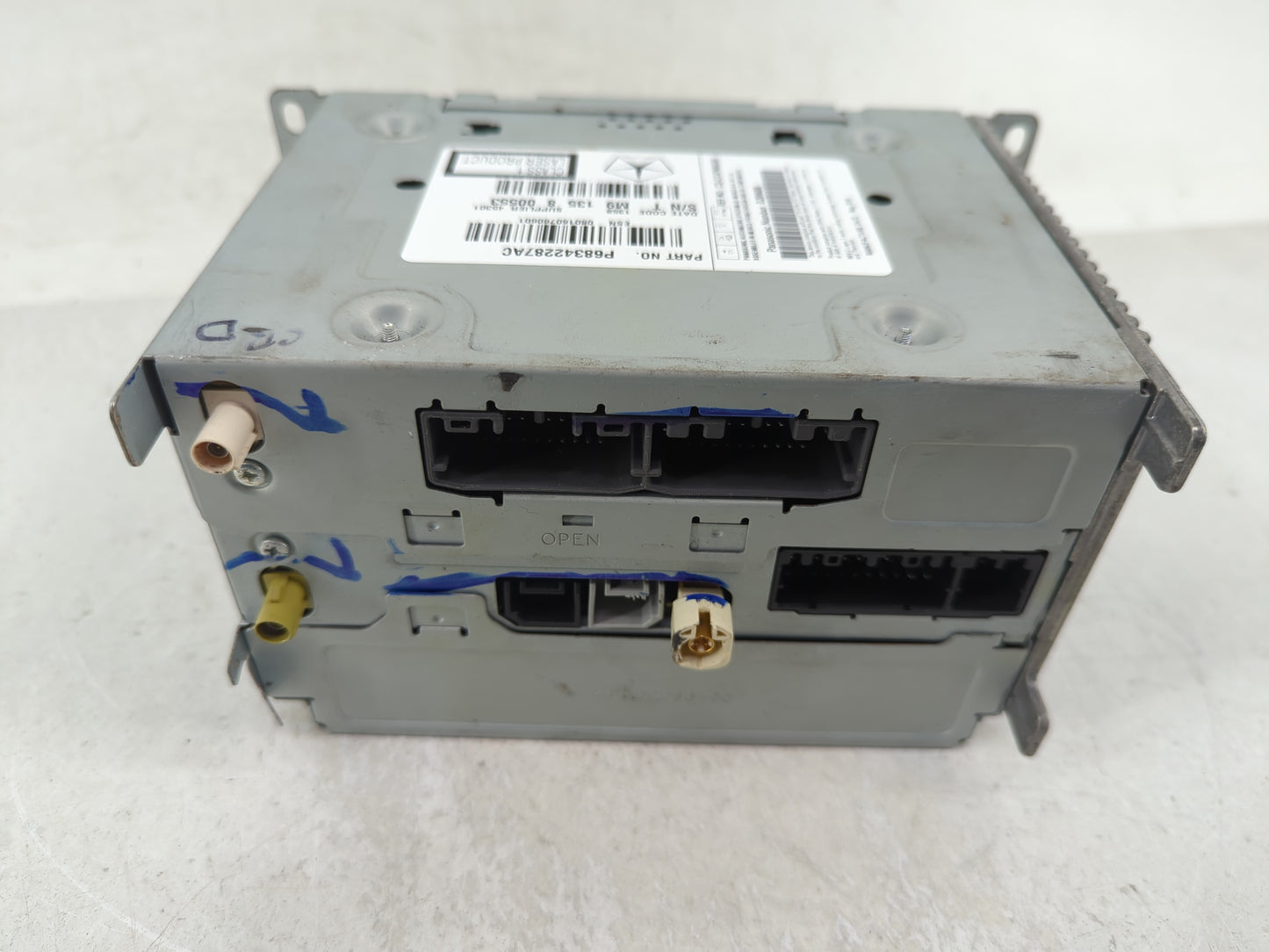 2018-2020 Dodge Journey Radio AM FM Cd Player Receiver Replacement P/N:P68342287AC Fits Fits 2018 2019 2020 OEM Used Auto Pa