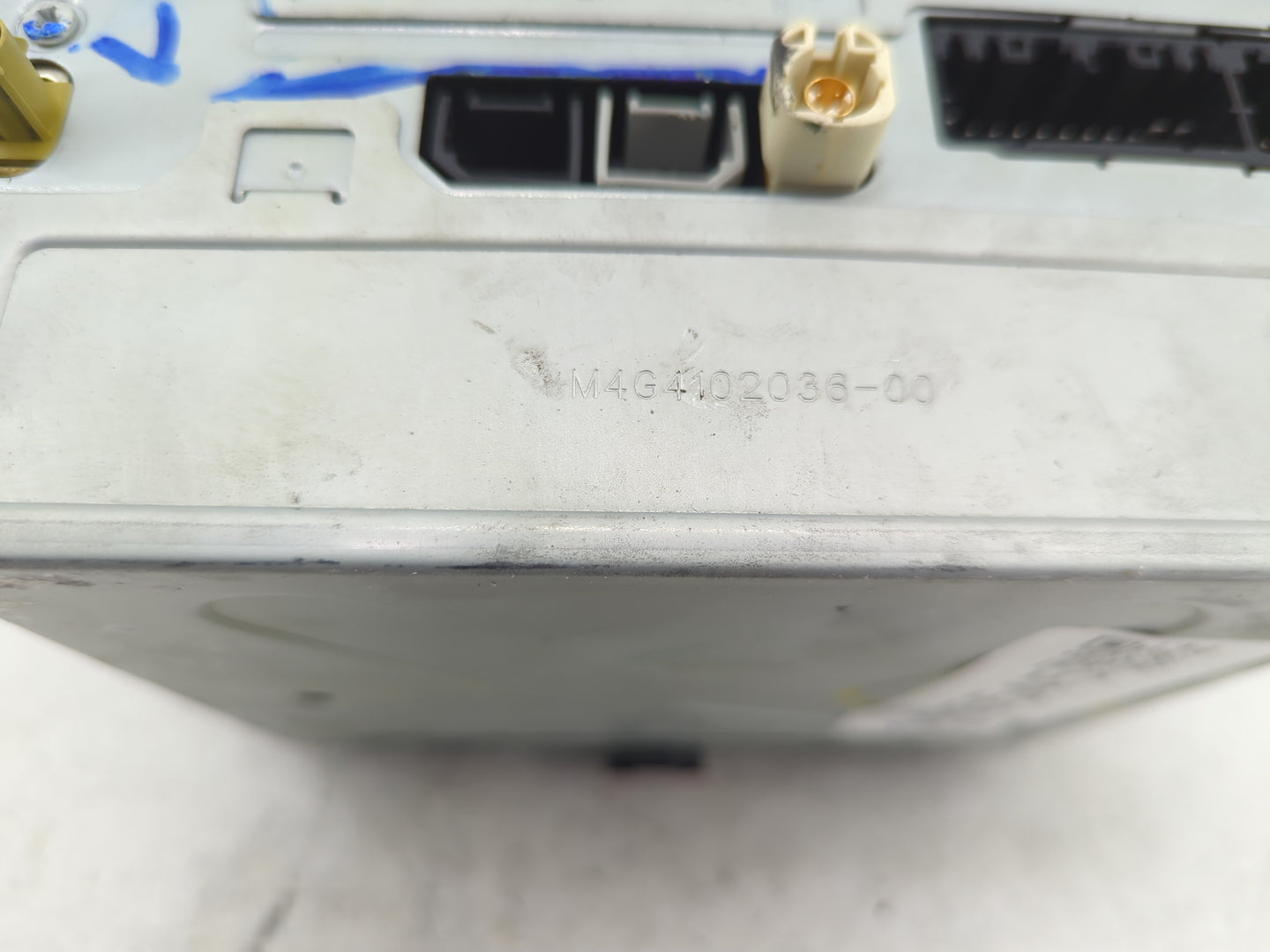 2018-2020 Dodge Journey Radio AM FM Cd Player Receiver Replacement P/N:P68342287AC Fits Fits 2018 2019 2020 OEM Used Auto Pa