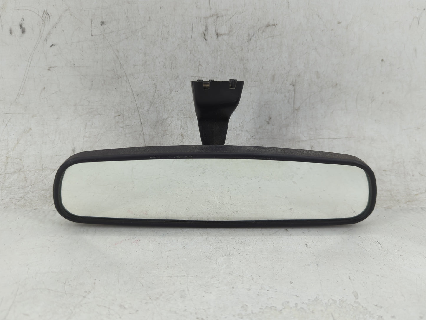 2018 Dodge Journey Interior Rear View Mirror Replacement OEM P/N:A048070 Fits OEM Used Auto Parts - Oemusedautoparts1.com