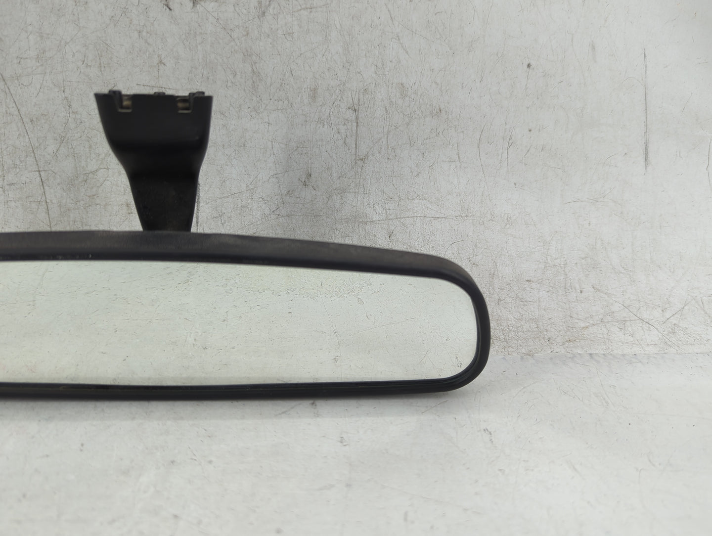 2018 Dodge Journey Interior Rear View Mirror Replacement OEM P/N:A048070 Fits OEM Used Auto Parts - Oemusedautoparts1.com
