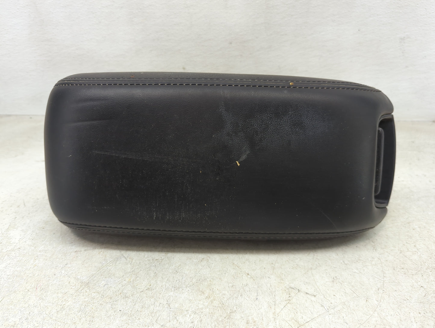 2018 Dodge Journey Center Console Armrest Cover Lid Fits OEM Used Auto Parts - Oemusedautoparts1.com