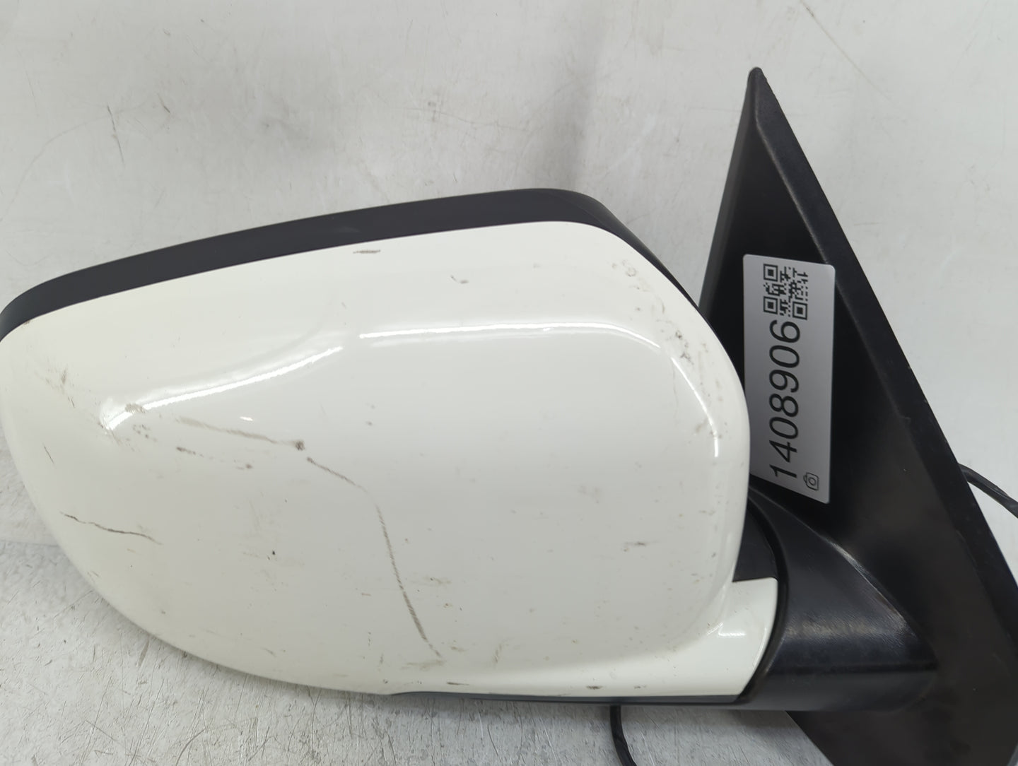 2018 Dodge Journey Passenger Side View Mirror - Right Door Mirror OEM Used - Oemusedautoparts1.com