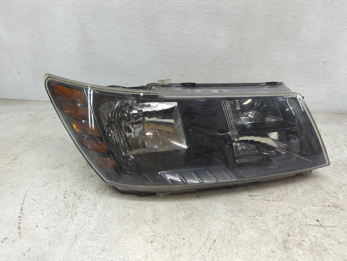2014-2020 Dodge Journey Passenger Right Oem Head Light Headlight Lamp - Oemusedautoparts1.com