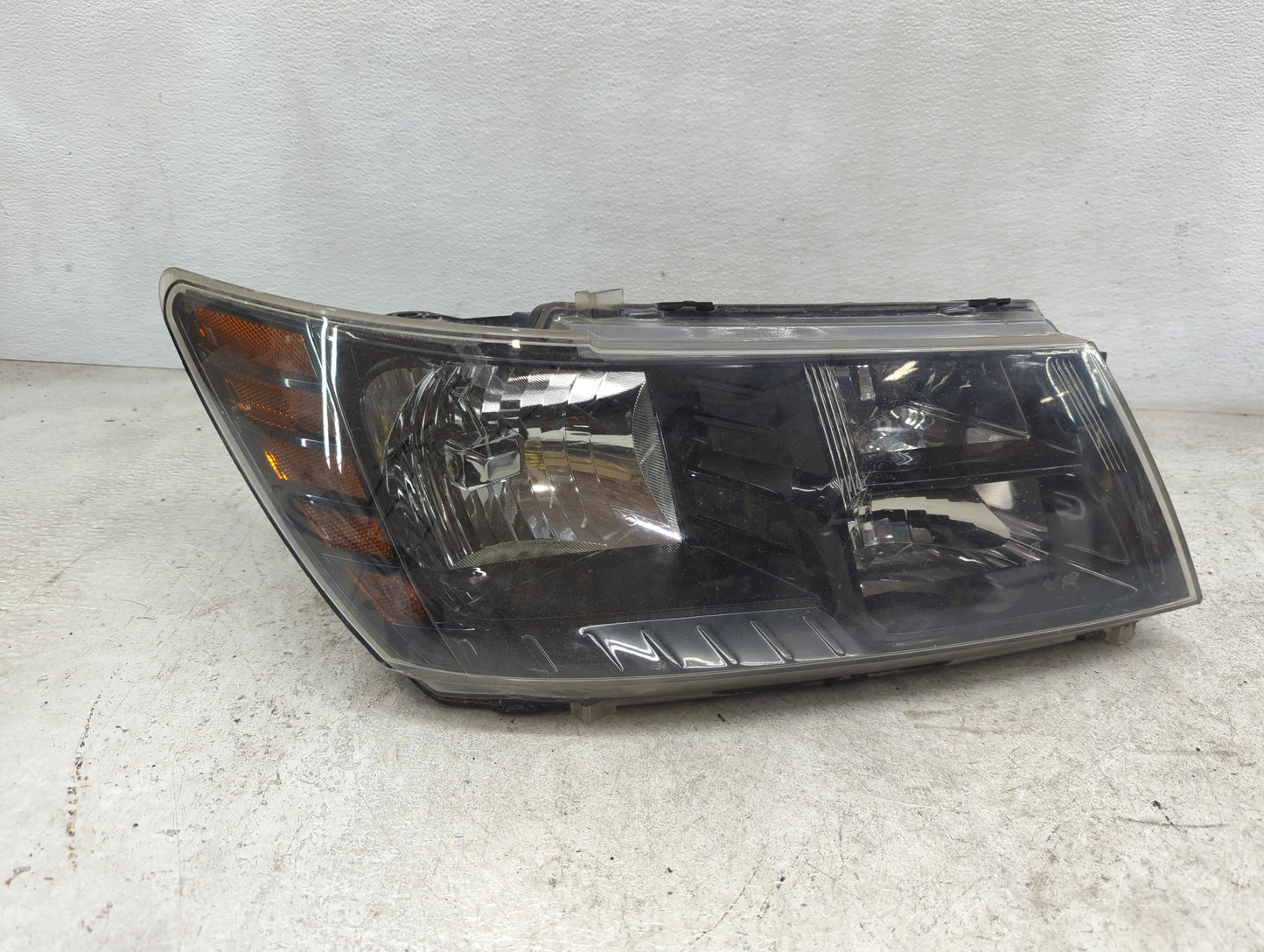 2014-2020 Dodge Journey Passenger Right Oem Head Light Headlight Lamp - Oemusedautoparts1.com