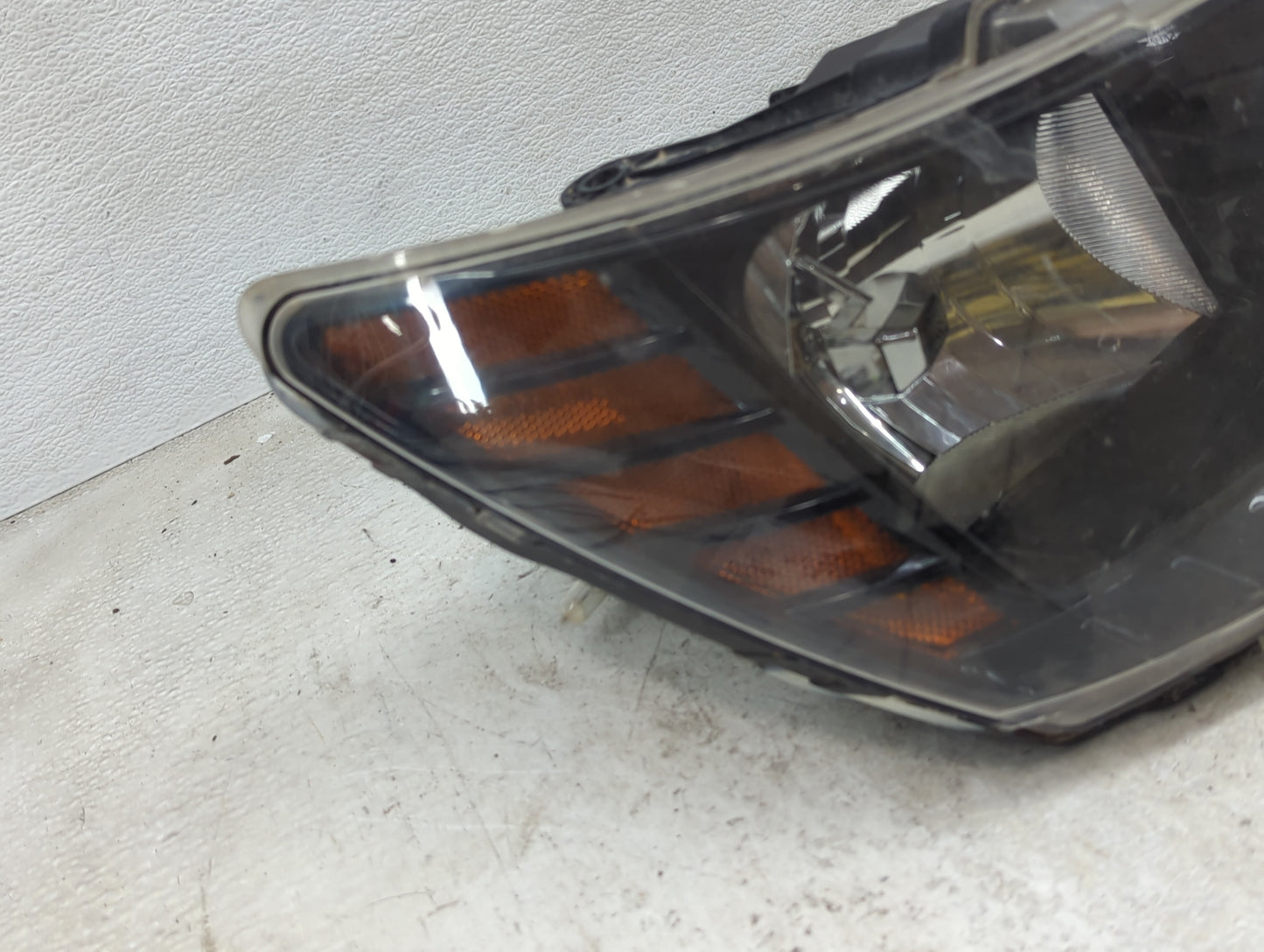2014-2020 Dodge Journey Passenger Right Oem Head Light Headlight Lamp - Oemusedautoparts1.com
