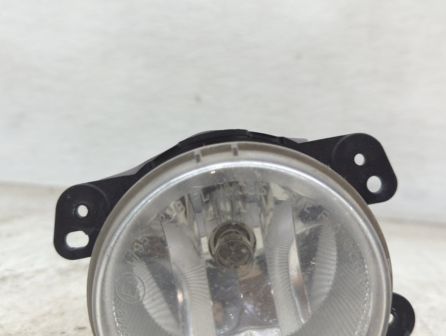 2018-2020 Dodge Journey Driver Left Oem Fog Light Lamp - Oemusedautoparts1.com