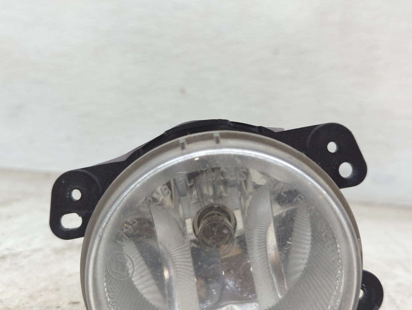 2018-2020 Dodge Journey Driver Left Oem Fog Light Lamp - Oemusedautoparts1.com