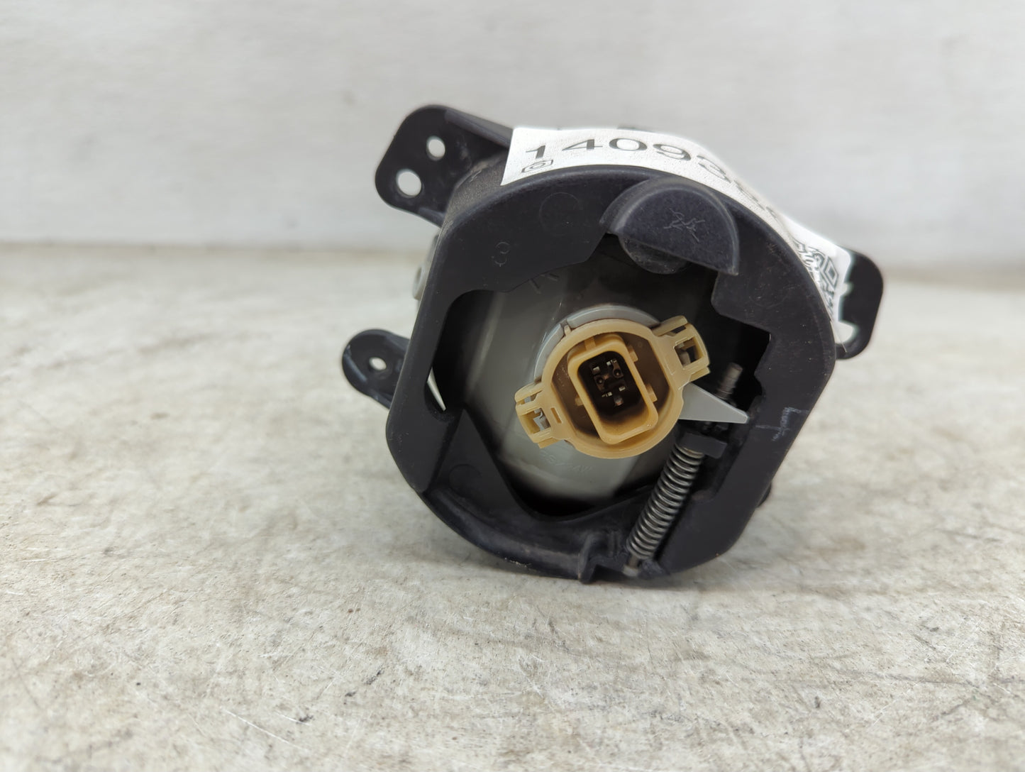 2018-2020 Dodge Journey Driver Left Oem Fog Light Lamp - Oemusedautoparts1.com