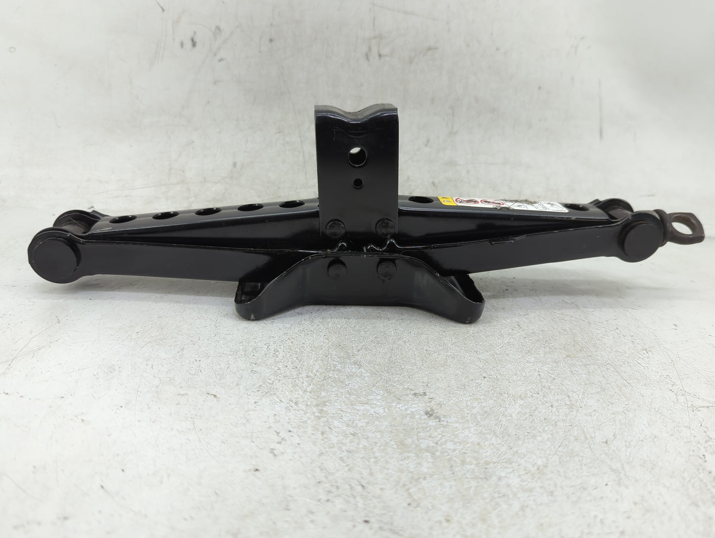 2018 Dodge Journey Spare Scissor Car Jack - Oemusedautoparts1.com