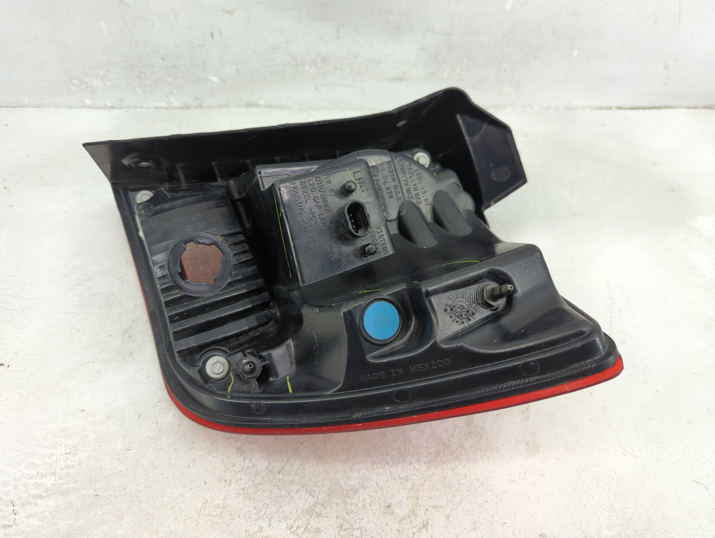 2018 Dodge Journey Tail Light Assembly Driver Left OEM P/N:68078465AD Fits OEM Used Auto Parts - Oemusedautoparts1.com