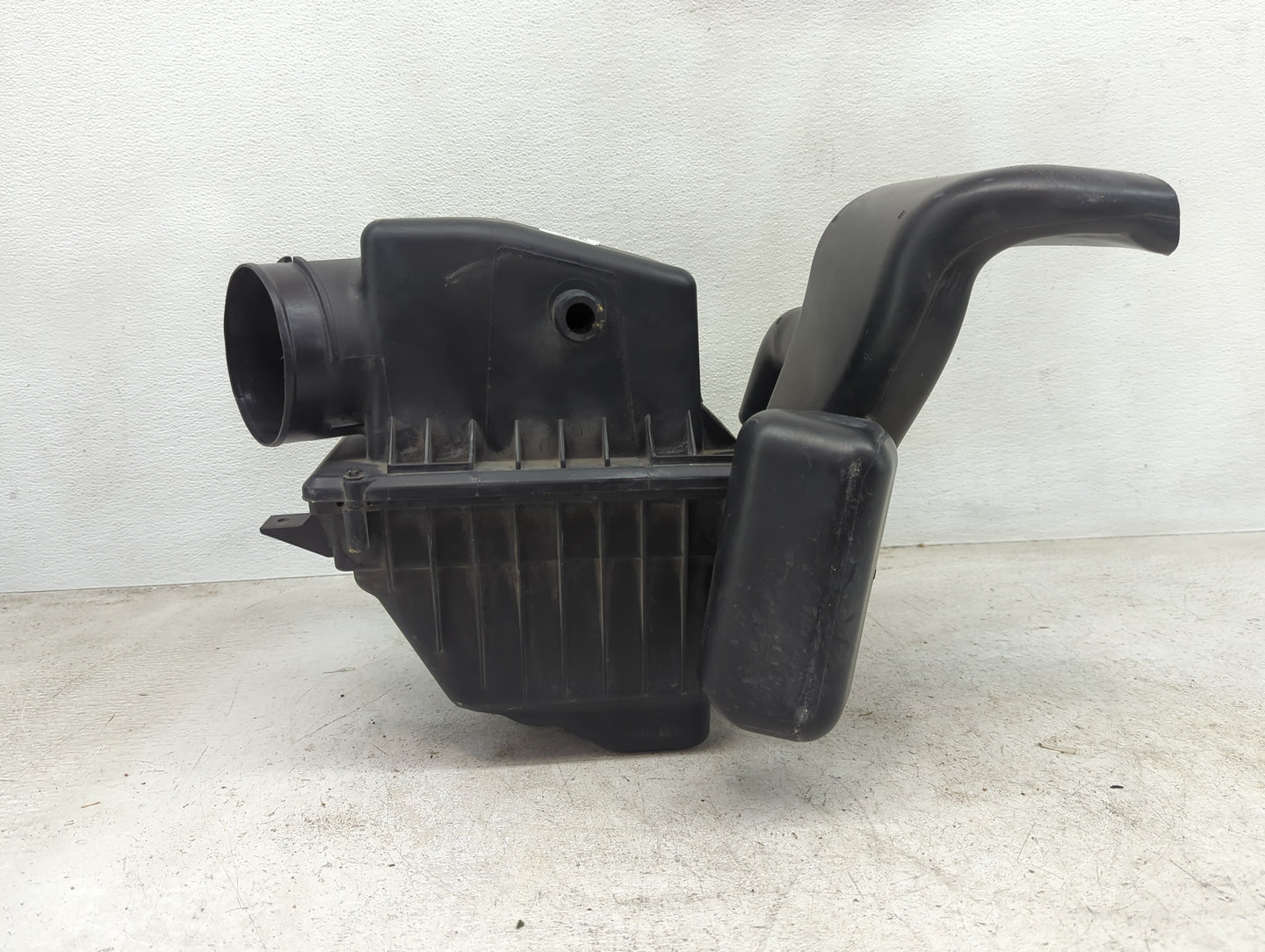 2014-2019 Dodge Journey Air Cleaner Intake-duct Hose Tube - Oemusedautoparts1.com