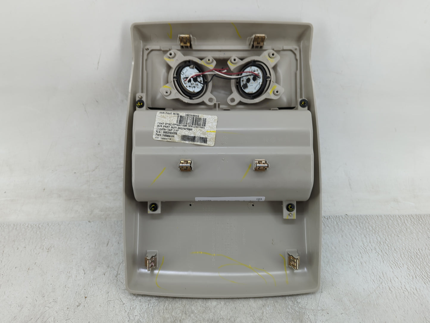 2012-2019 Dodge Journey Overhead Roof Console 1410426 - Oemusedautoparts1.com