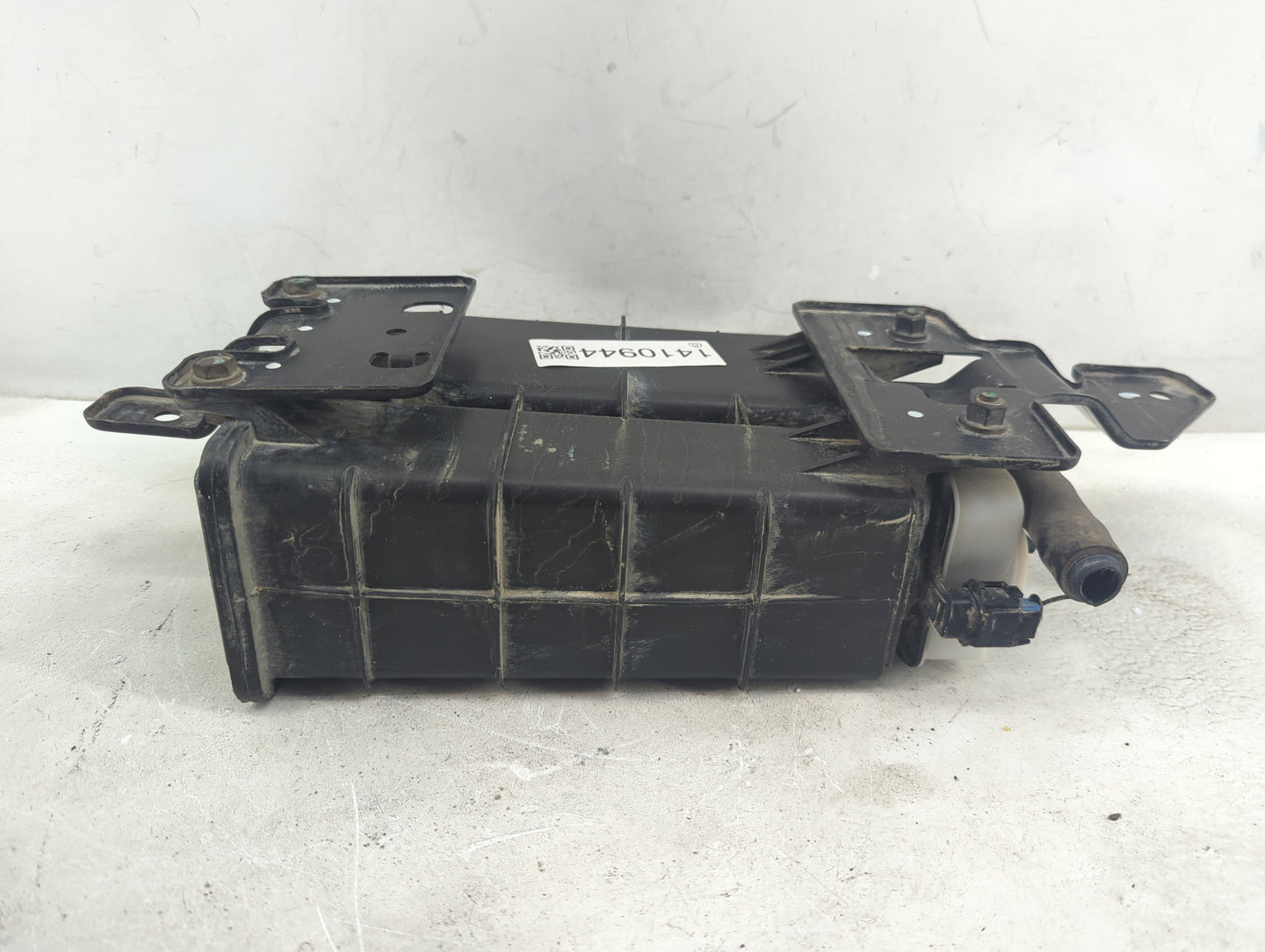2018 Dodge Journey Fuel Vapor Charcoal Canister 1410944 - Oemusedautoparts1.com