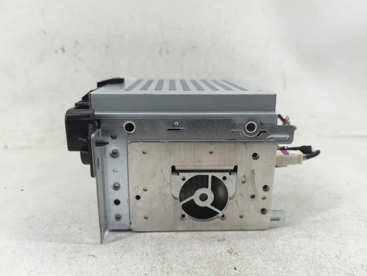 2018-2020 Dodge Journey Radio AM FM Cd Player Receiver Replacement P/N:68209666AF Fits Fits 2018 2019 2020 OEM Used Auto Par