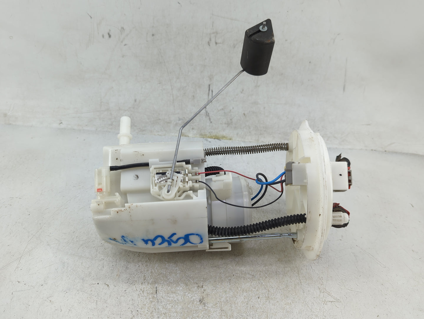 2009-2019 Dodge Journey Electrical Gas Fuel Pump Assembly - Oemusedautoparts1.com