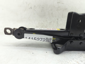 2018 Dodge Journey Spare Scissor Car Jack