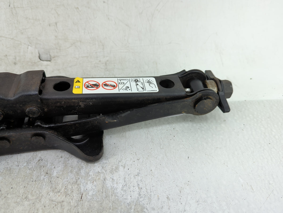 2018 Dodge Journey Spare Scissor Car Jack 1415342 - Oemusedautoparts1.com