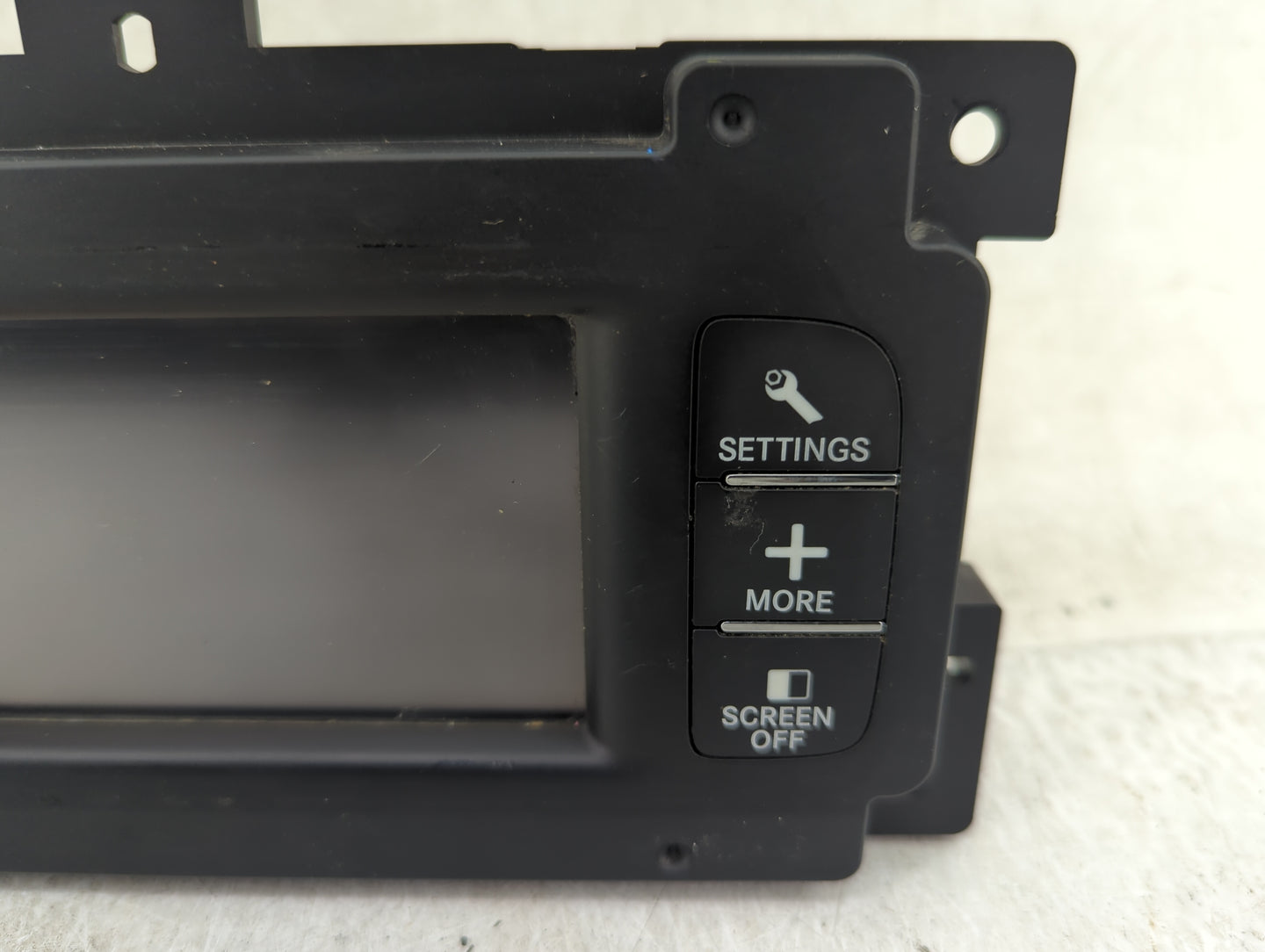 2018 Dodge Journey Information Display Screen - Oemusedautoparts1.com