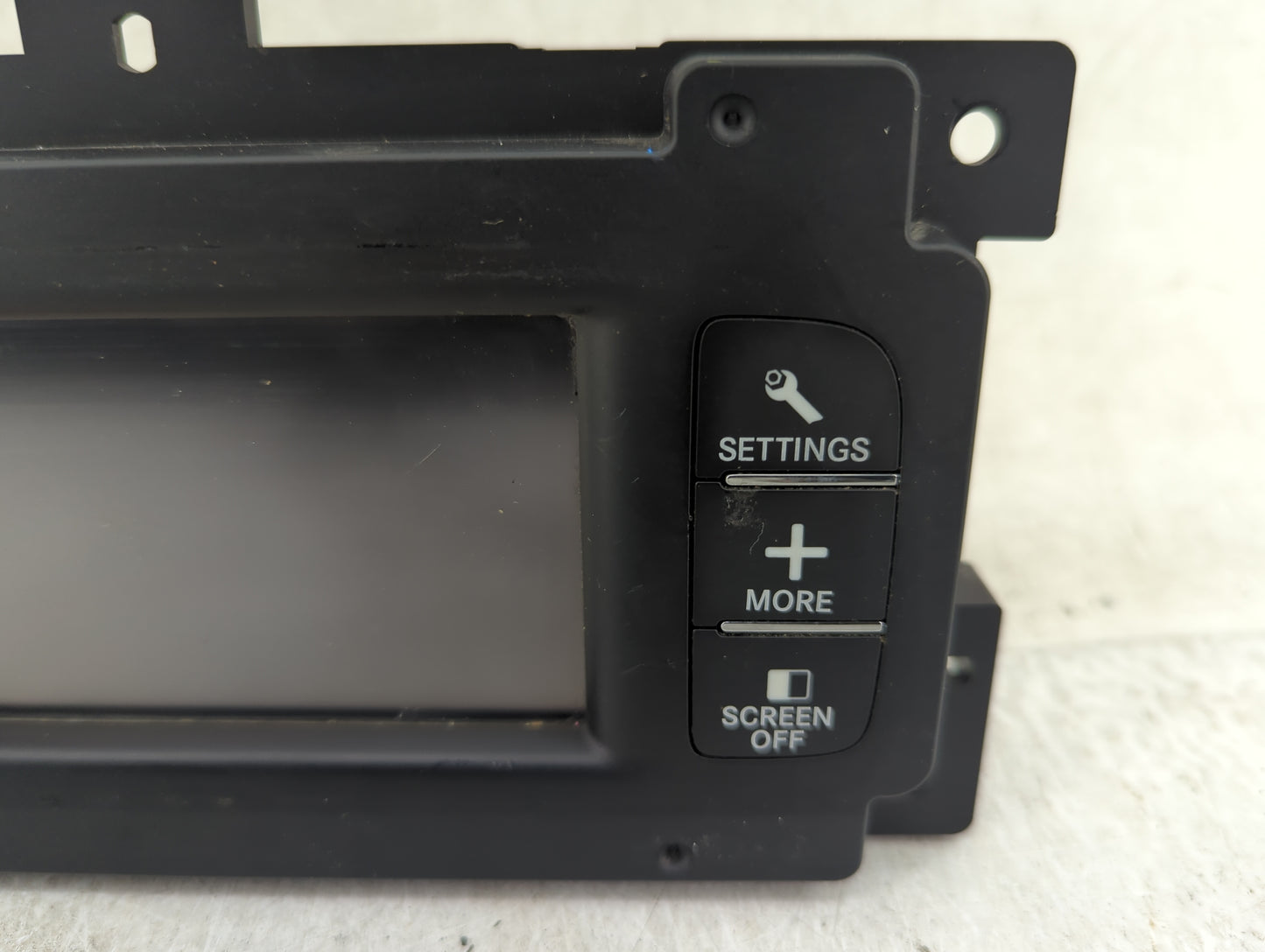 2018 Dodge Journey Information Display Screen - Oemusedautoparts1.com