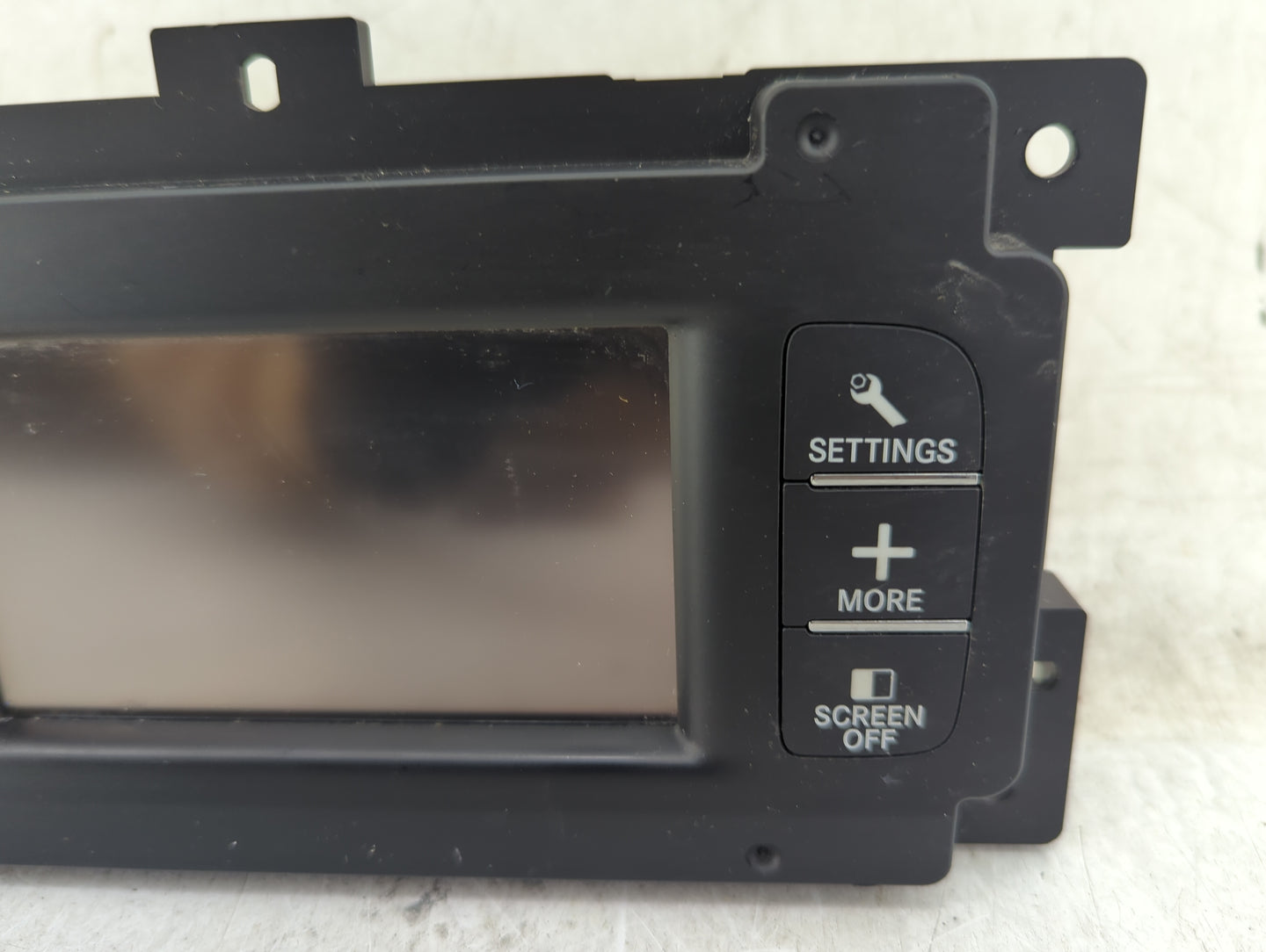 2018 Dodge Journey Information Display Screen - Oemusedautoparts1.com