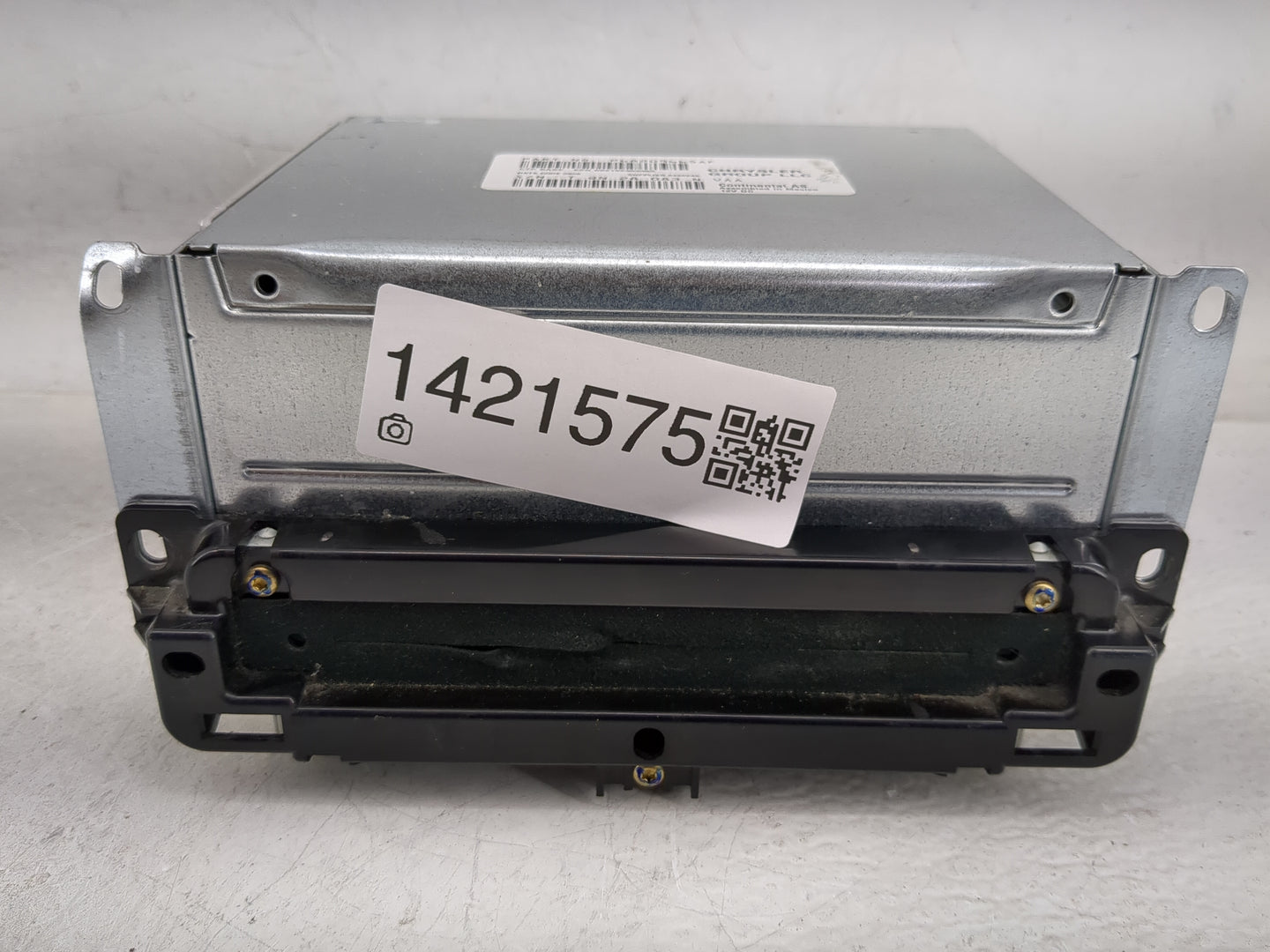 2018-2020 Dodge Journey Radio AM FM Cd Player Receiver Replacement P/N:P68209665AF Fits Fits 2018 2019 2020 OEM Used Auto Pa