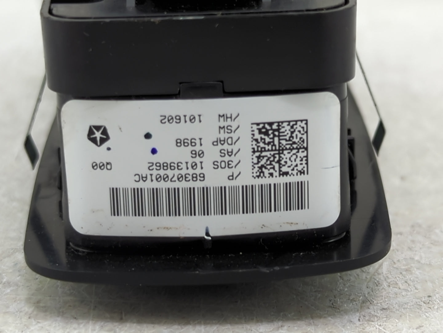2018-2020 Dodge Journey Master Power Window Switch Replacement Driver Side Left P/N:6830701AC Fits Fits 2018 2019 2020 OEM U