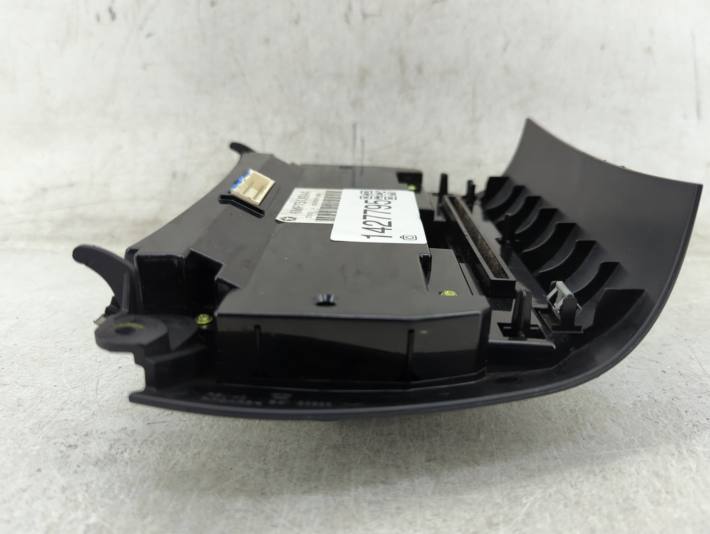 2018-2020 Dodge Journey Climate Control Module Temperature AC/Heater Replacement P/N:6MP751X9AA Fits Fits 2018 2019 2020 OEM